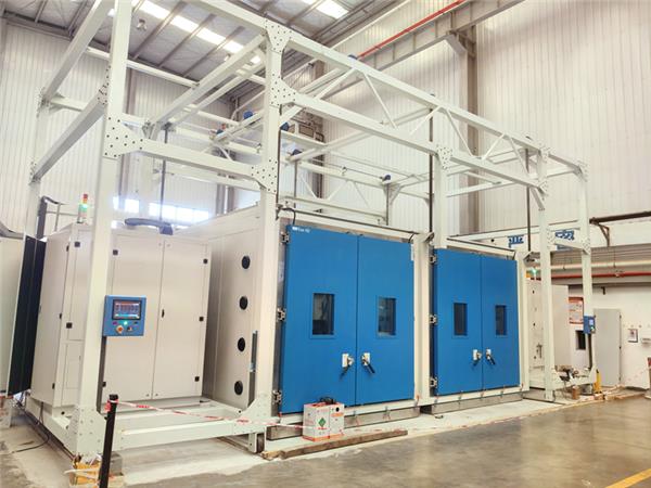 三綜合環(huán)境試驗(yàn)艙 